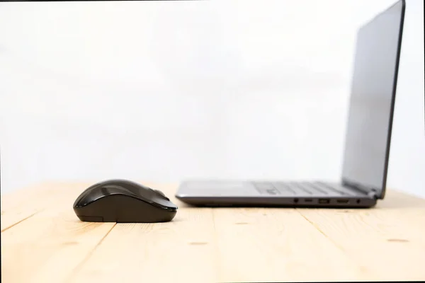 Conceptual workspace, Laptop and mouse isolated — Stock Photo, Image