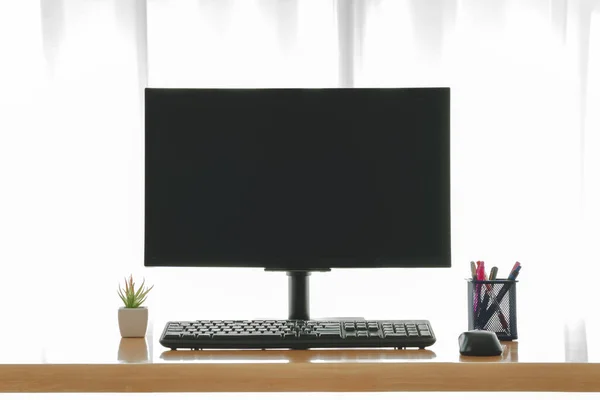 Boş Bilgisayar Ekranı Ile Çalışma Alanı — Stok fotoğraf