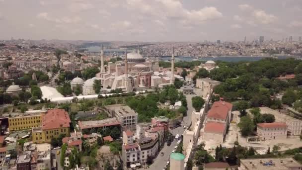 Letecký pohled na chrám Hagia Sophia — Stock video