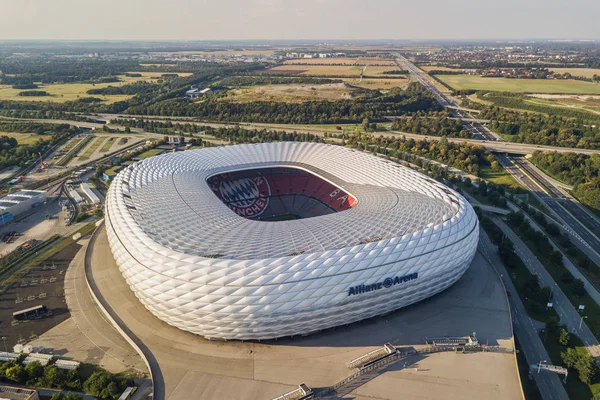 Münih 'teki Allianz Arena' nın hava görüntüsü