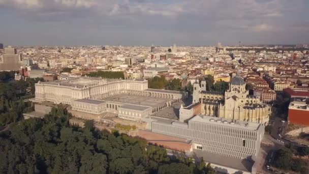 Královský palác Madridu — Stock video