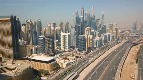 Vue aérienne du quartier de Dubai Marina — Video