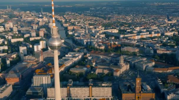 Городской пейзаж Берлина и телебашня — стоковое видео