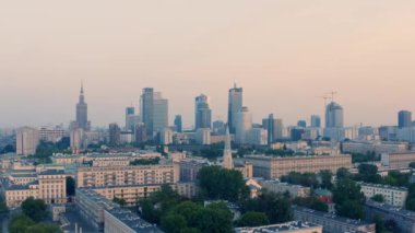 Varşova şehir merkezinin havadan görünümü