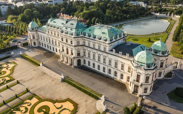 Utsikt över slottet Belvedere — Stockfoto