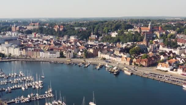 Vista aérea de Flensburg — Vídeo de stock