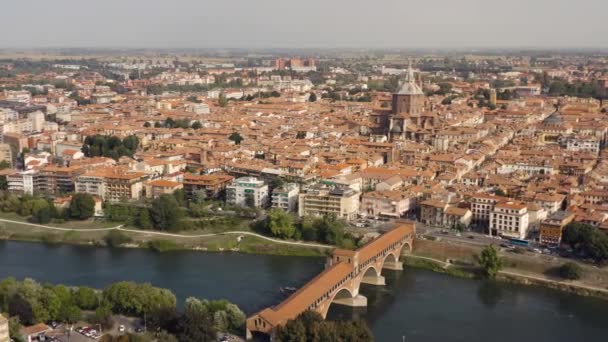 Flygfoto över Pavia — Stockvideo
