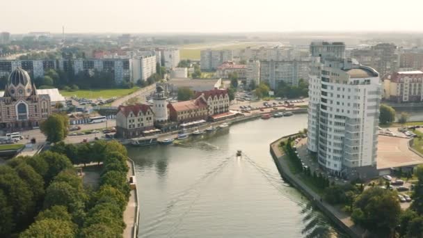 Vista aérea da vila de peixes em Kaliningrado — Vídeo de Stock