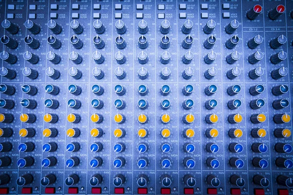 Professioneller Soundmix Für Konsolen Soundmixing Controller Für Music Audio Mischpultknöpfe — Stockfoto