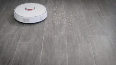 Robot elektrikli süpürge hareket