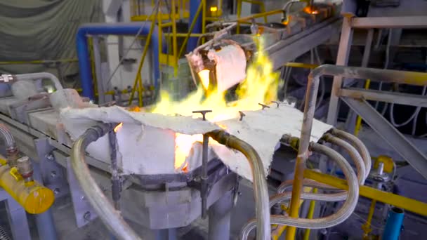 Prvky zařízení v metalurgickém zařízení. — Stock video