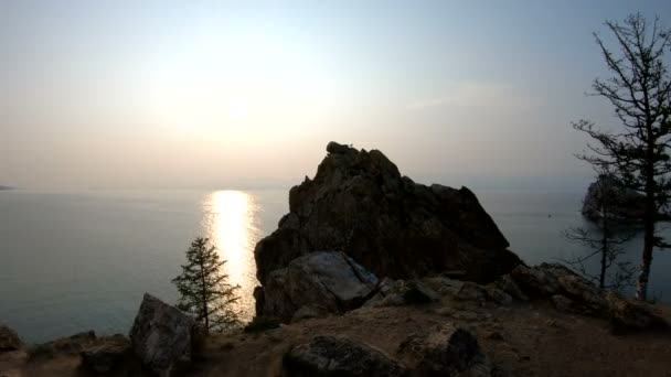 Vista aérea del cabo Burkhan, lago Baikal — Vídeo de stock