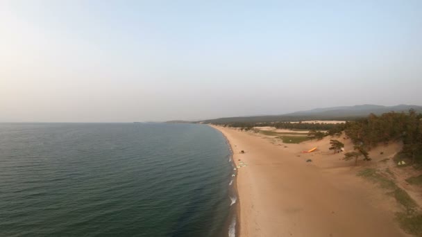 Vue aérienne du rivage de Baïkal — Video