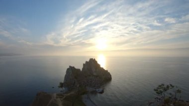 Baykal Gölü 'nde güzel bir gün batımı