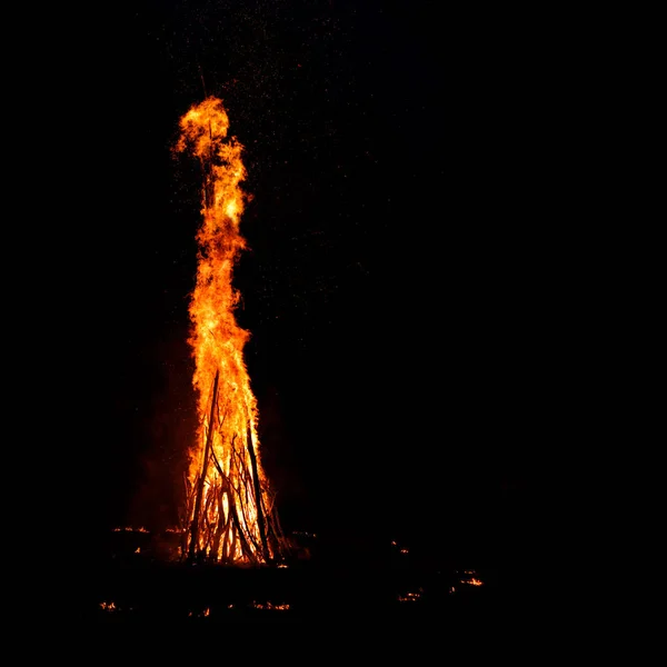 Midsummer night. bonfire fire ritual of Ivana Kupala — Stock Photo, Image