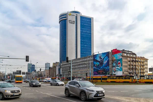 Varsovia Polonia. 18 de febrero de 2019. Torre Atlas. Vista del edificio desde la carretera . —  Fotos de Stock