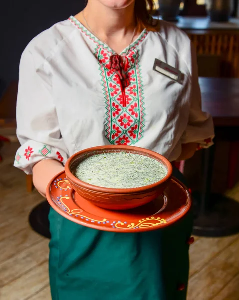 Russian Ukrainian Traditional Cold Soup Okroshka White Bowl Waiter Serving — Stock Photo, Image