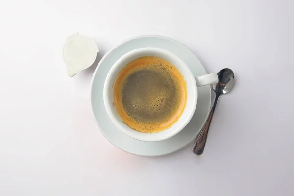 Café Expreso Aislado Blanco Delicioso Café Negro Una Taza Blanca — Foto de Stock