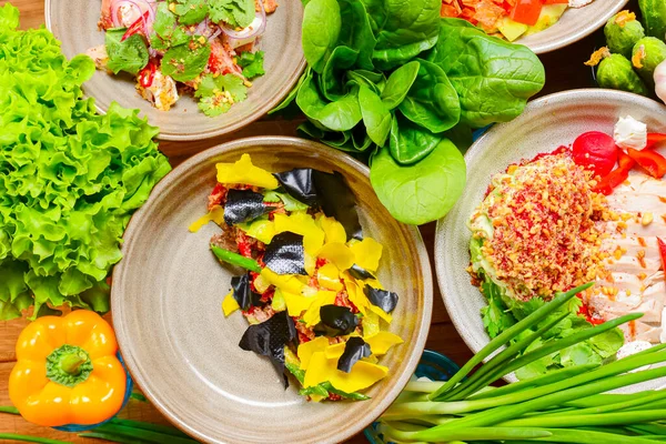 Salade Van Rundvlees Bulgaarse Peper Bonen Salade Tbilisi Traditionele Georgische — Stockfoto