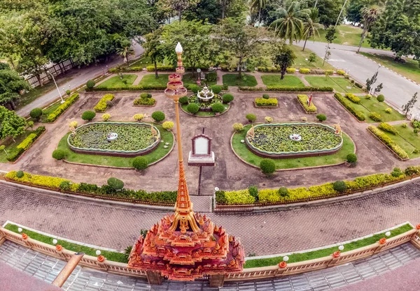 Vista Aérea Del Templo Chalong Desde Phiphitthaphan Rup Muean Chao — Foto de Stock