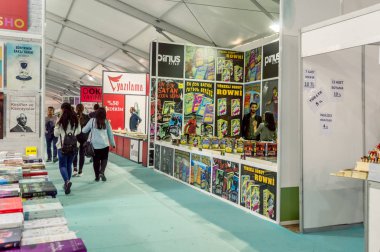 Eskişehir - 09 Ekim 2018: İnsanlar Eskişehir Kitap Fuarı Türkiye'de ziyaret