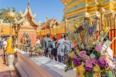 Chiang Mai, Tayland - 31 Ocak 2018: İnsanlar Wat Phra Bu DOI Suthep Chiang Mai Province, Tayland ziyaret