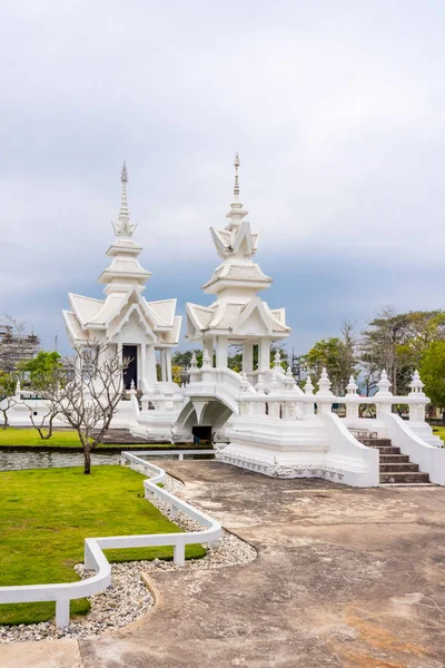 Arquitectura Tailandesa Wat Rong Khun Templo Blanco Chiang Rai Tailandia — Foto de Stock