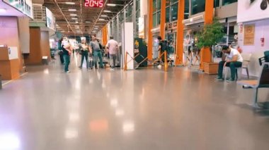 Bursa otobüs terminali 'nde gece yolcuları