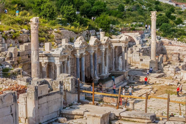 Antonin Çeşmesi Sagalassos antik kenti Pisidia Burdur Türkiye — Stok fotoğraf