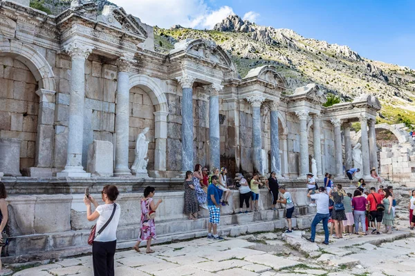 Fontaine Antonin à Sagalassos, ville antique Pisidia, Burdur, Turquie — Photo