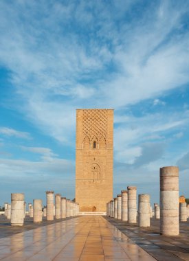 Hasan Kulesi ya da Tour Hassan, Rabat, Fas 'taki eksik bir caminin minaresi. Kule, camiyle birlikte dünyanın en büyük minaresi olarak tasarlandı..