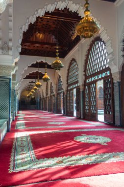 Muhammed V anıtı, Rabat, Fas 'taki Yacoub al-Mansour geçidinde Hasan Kulesi' nin karşı tarafında yer alan tarihi bir binadır..