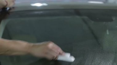 Uygulama yağmur koruma ön cam Suv üzerinde