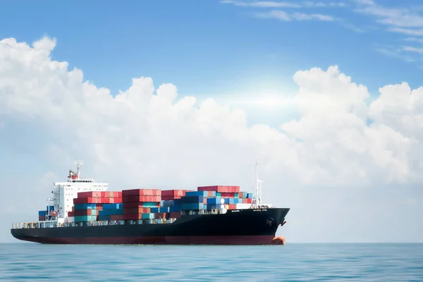 Konténer Teherhajó Óceánban Kék Globális Üzleti Logisztika Export Háttér Teherszállítás — Stock Fotó
