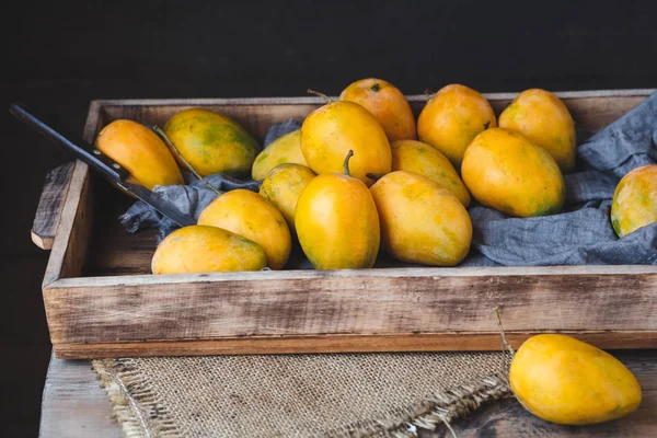 Fresh Ripe Mangoes Vietnam — Stock Photo, Image