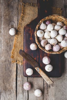 Sarmısakları - tek diş sarımsak solo