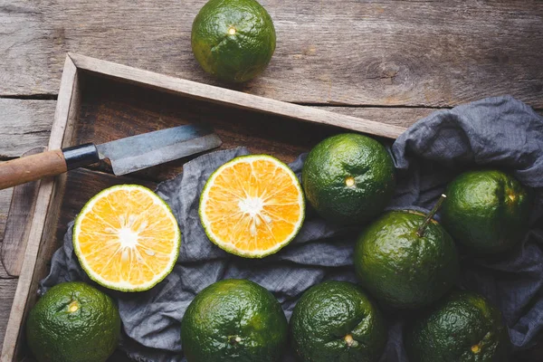 Kral mandalina meyve portakal dilimleri