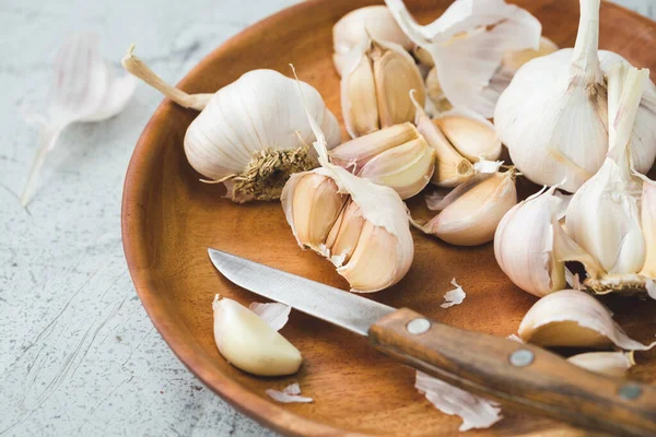 Česneková Cibule Stroužek Česneku Šedém Pozadí — Stock fotografie