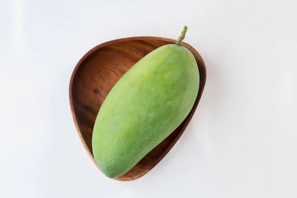 Mango Verde Grande Sobre Fondo Blanco — Foto de Stock