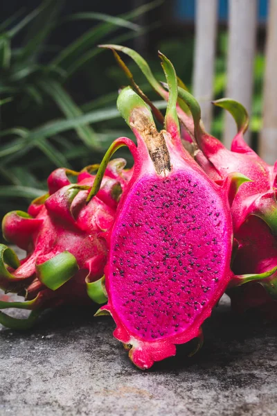 Färsk Röd Drake Frukt Pitaya Frukt — Stockfoto