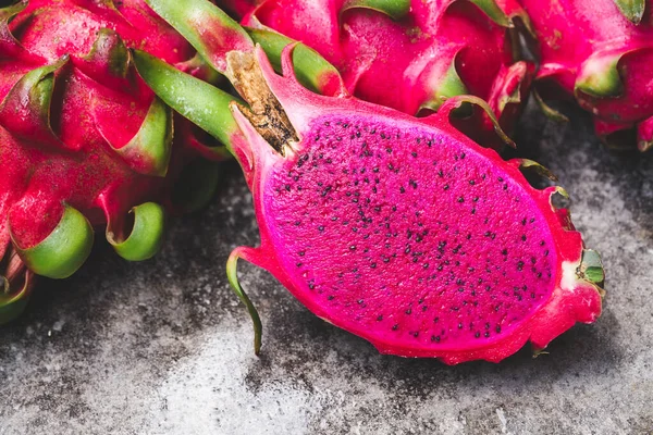Fruta Vermelha Fresca Dragão Pitaya — Fotografia de Stock