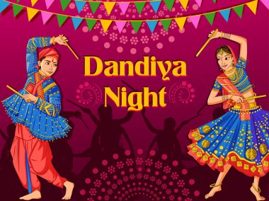 Hint Garba Dandiya gece Navratri Dussehra Festivali oynayan çift