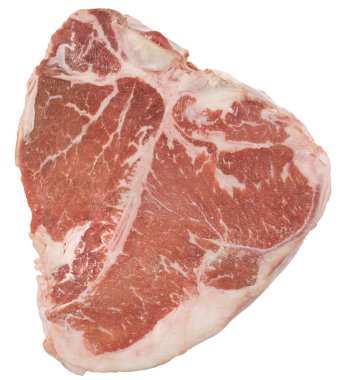 Beyaz arka plan üzerinde taze ve sulu ham T-Bone biftek.