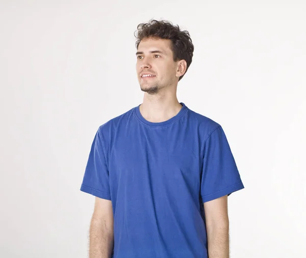 Retrato Recortado Cara Jovem Camiseta Azul Olhando Para Direita — Fotografia de Stock