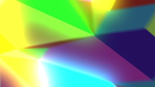 Voler à l'intérieur polygones lumineux colorés extrêmement rapide sans couture. Animation 3D en boucle de couleurs arc-en-ciel abstraites se déplaçant très rapidement. Concept de conception. 4k Ultra HD 3840x2160 . — Video