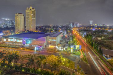 Jakarta resmi olarak Endonezya 'nın başkenti olan Jakarta' nın başkentidir. Jakarta Endonezya 'nın ekonomi, kültür ve siyasetinin merkezidir.