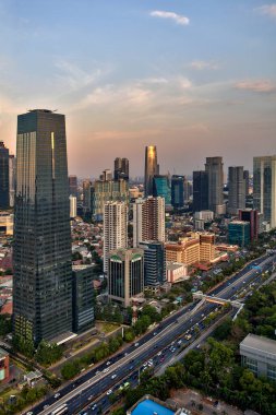 Jakarta resmi olarak Endonezya 'nın başkenti olan Jakarta' nın başkentidir. Jakarta Endonezya 'nın ekonomi, kültür ve siyasetinin merkezidir.