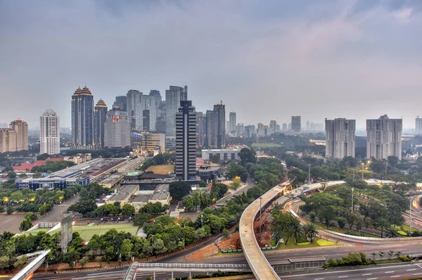Jakarta resmi olarak Endonezya 'nın başkenti olan Jakarta' nın başkentidir. Jakarta Endonezya 'nın ekonomi, kültür ve siyasetinin merkezidir.