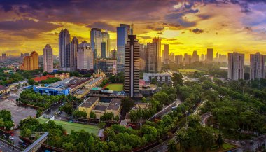 Jakarta resmi olarak Endonezya 'nın başkenti olan Jakarta' nın başkentidir. Jakarta Endonezya 'nın ekonomi, kültür ve siyasetinin merkezidir.