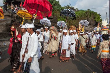 Bali Adası, Endonezya takımadalarının bir parçası ve dünyanın en ünlü Endonezya turizmidir. Bu adayı diğerlerinden daha özel yapan manzara ve eşsiz kültüre sahip.
